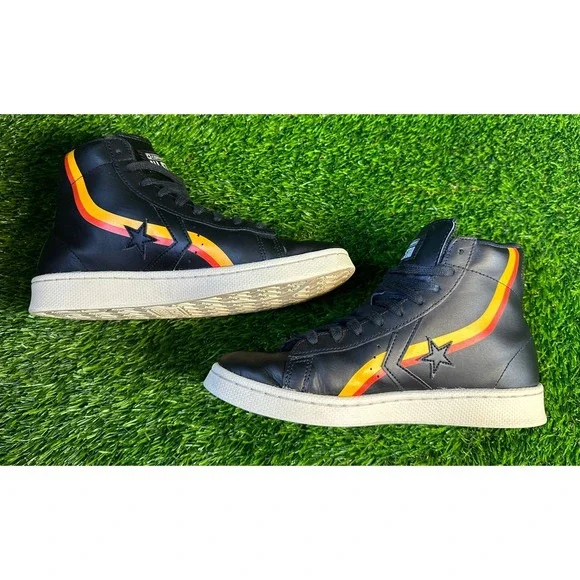 Converse Chuck 70 Hi Tops Roswell Rayguns Black Leather Sneakers Kids 6 - Picture 5 of 8